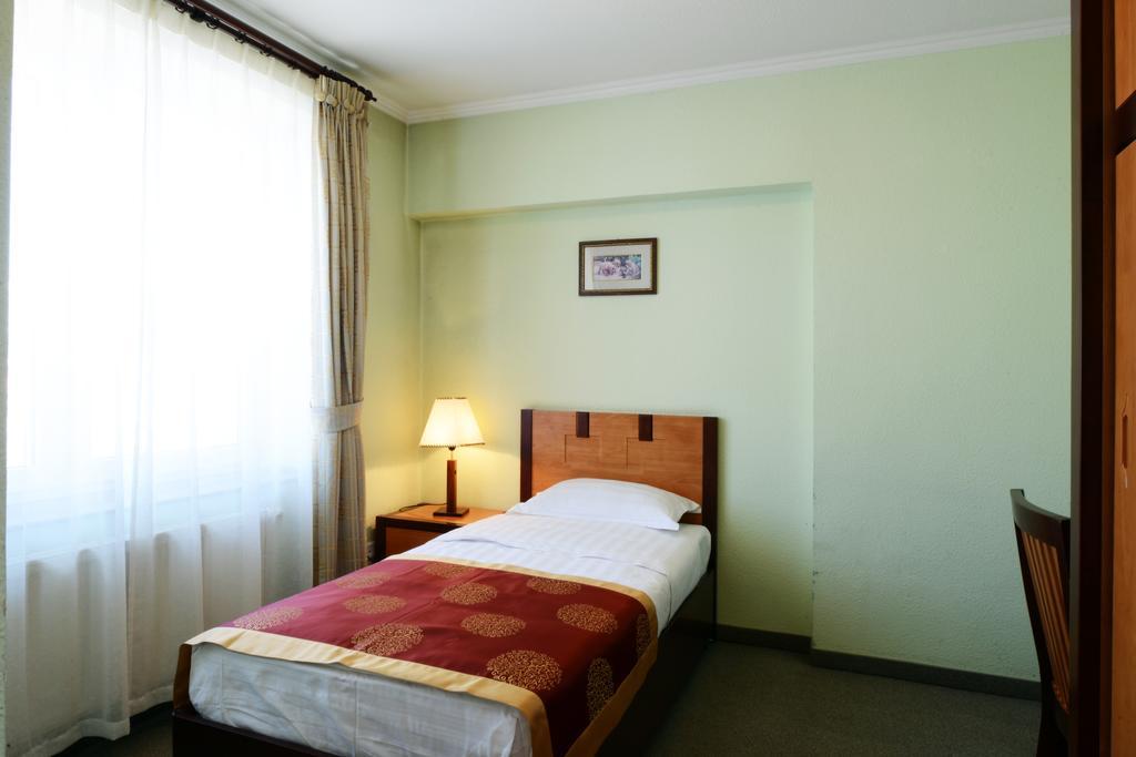 Narantuul Hotel أولان باتور الغرفة الصورة